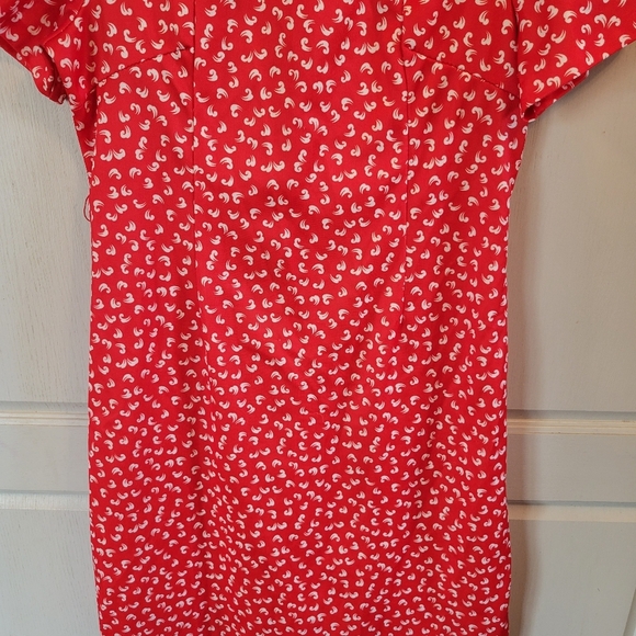 Vintage Back Bay Red White Small Whimsy Pattern Shift Dress - Picture 3 of 9